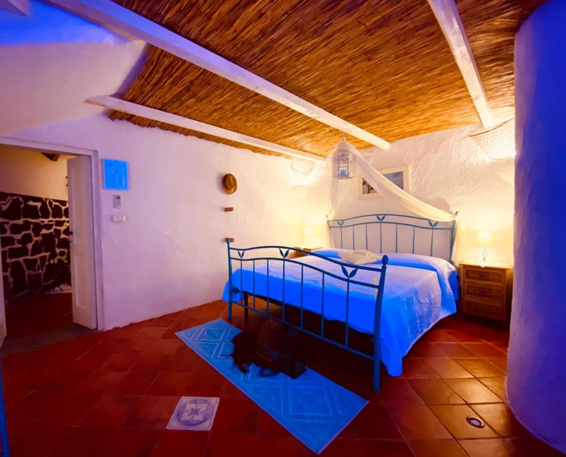 Vign'Alva Bed & Breakfast Castelsardo Bagian luar foto
